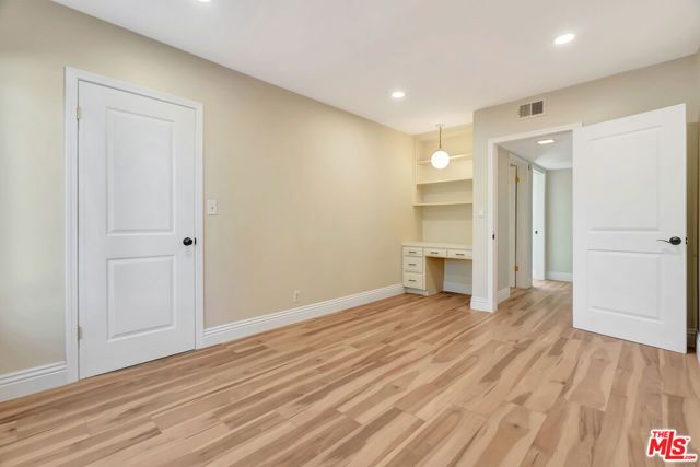 16608 Park Lane Circle, Los Angeles, CA 90049