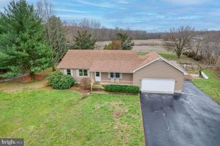 1916 HARTLY RD, Hartly, DE 19953