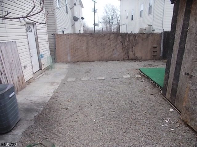 68 Port Ave, Elizabeth City, NJ 07206