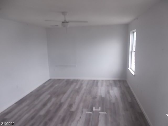 68 Port Ave, Elizabeth City, NJ 07206