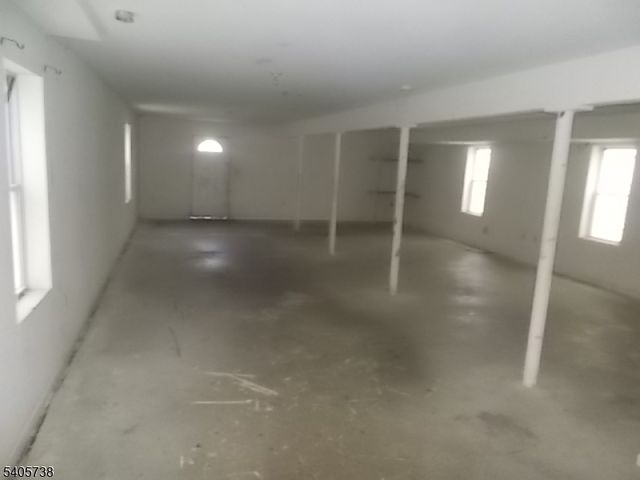 68 Port Ave, Elizabeth City, NJ 07206