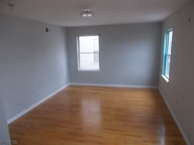 68 Port Ave, Elizabeth City, NJ 07206