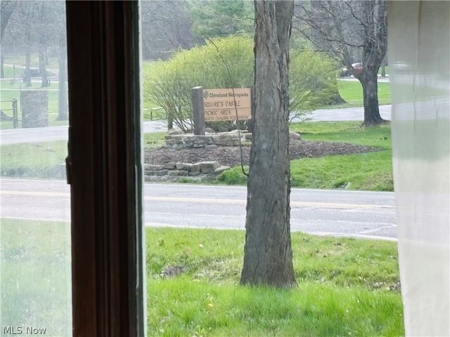 2841 River Road, Willoughby Hills, OH 44094