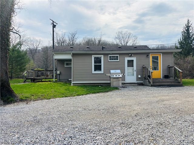 2841 River Road, Willoughby Hills, OH 44094