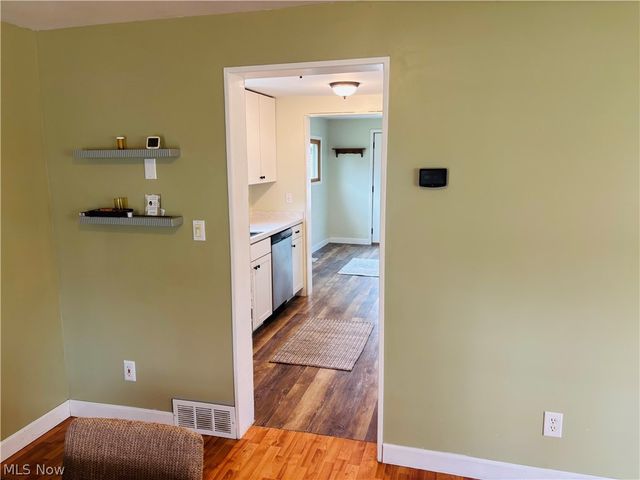 2841 River Road, Willoughby Hills, OH 44094