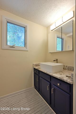 1415 S Brook St, Louisville, KY 40208