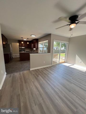 29 ORCHARD AVE, Maple Shade, NJ 08052