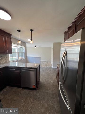 29 ORCHARD AVE, Maple Shade, NJ 08052