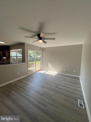 29 ORCHARD AVE, Maple Shade, NJ 08052