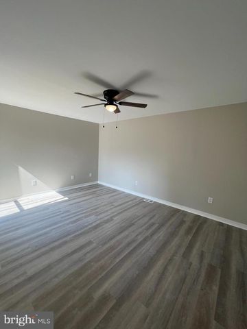 29 ORCHARD AVE, Maple Shade, NJ 08052