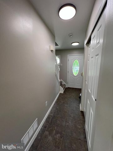 29 ORCHARD AVE, Maple Shade, NJ 08052
