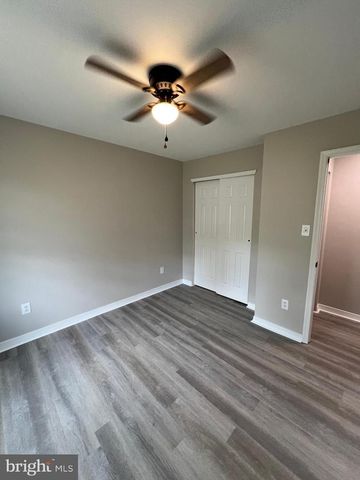 29 ORCHARD AVE, Maple Shade, NJ 08052