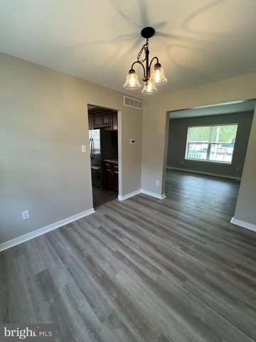 29 ORCHARD AVE, Maple Shade, NJ 08052