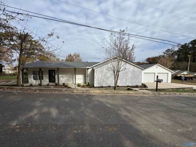 3632 Pearson Circle, Guntersville, AL 35976