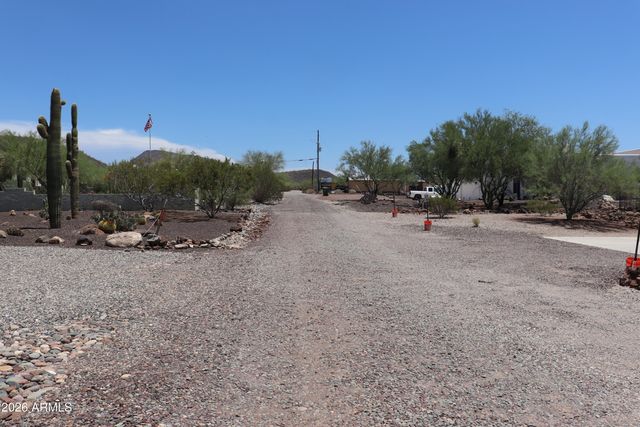 4393x N 20th Street A, New River, AZ 85087