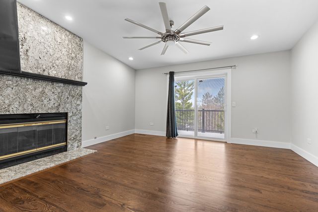 330 OAK HILL Court, Antioch, IL 60002