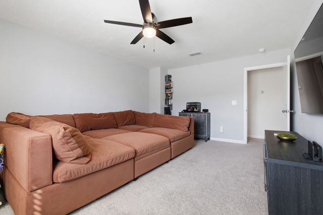 777 Garland Dr, Hermitage, TN 37076