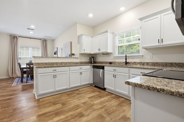 777 Garland Dr, Hermitage, TN 37076