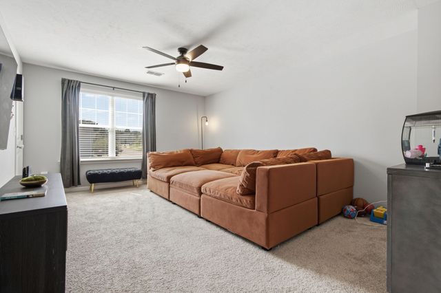 777 Garland Dr, Hermitage, TN 37076