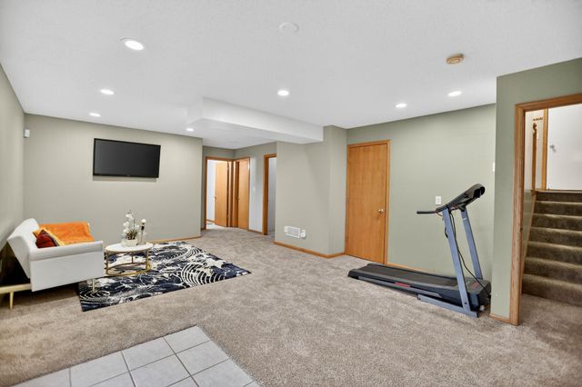 696 79th Street, Lino Lakes, MN 55014