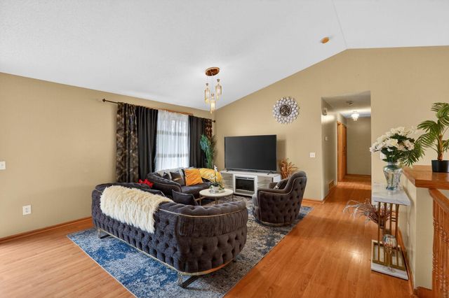 696 79th Street, Lino Lakes, MN 55014