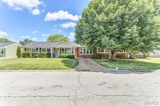 4123 Poepping, St Louis, MO 63123