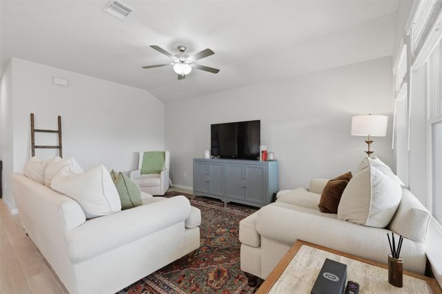 2304 W Winding Pines Drive, Tomball, TX 77375