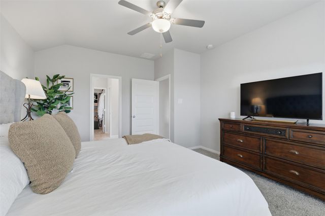 2304 W Winding Pines Drive, Tomball, TX 77375