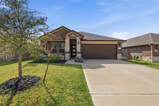2304 W Winding Pines Drive, Tomball, TX 77375