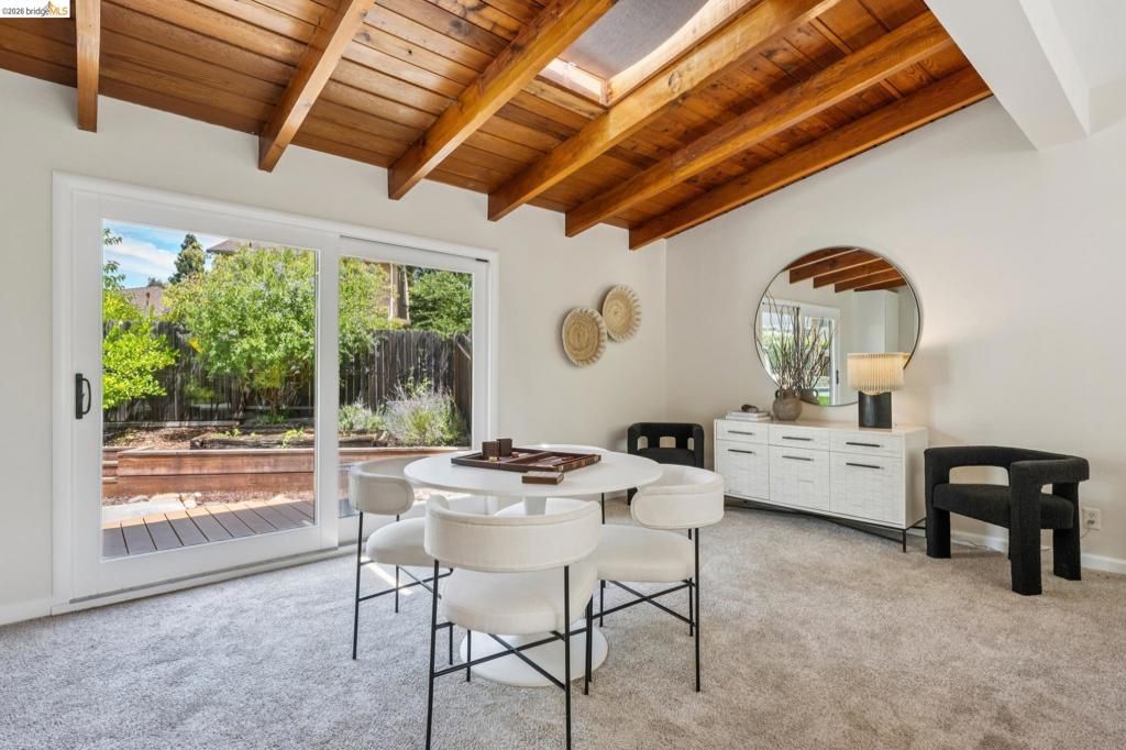 Image 17 of property listing at 2645 Buenos Aires Ct, Walnut Creek, CA 94597