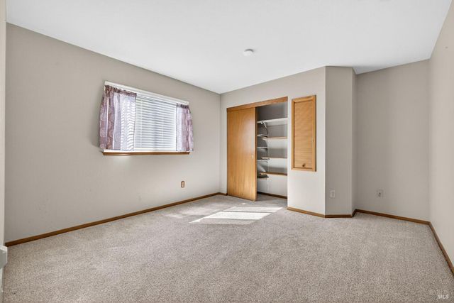 2155 Hastings Ct, Santa Rosa, CA 95405