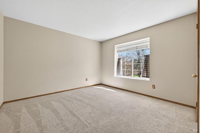 2155 Hastings Ct, Santa Rosa, CA 95405