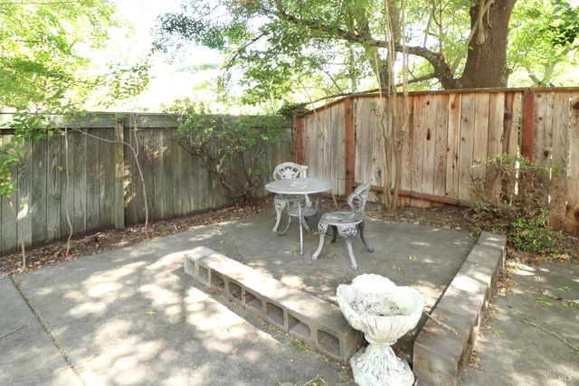 2155 Hastings Ct, Santa Rosa, CA 95405