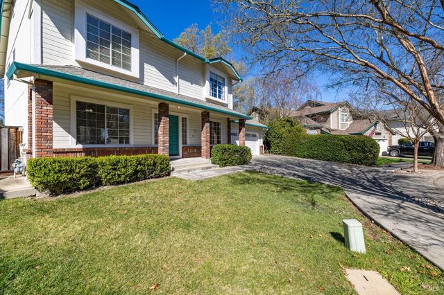 2155 Hastings Ct, Santa Rosa, CA 95405