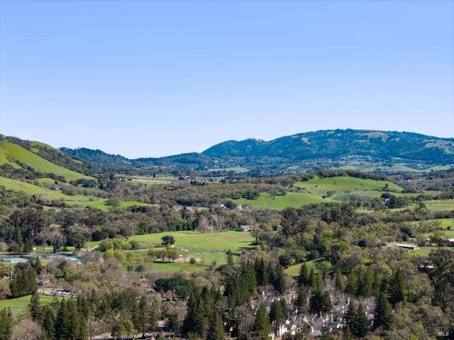 2155 Hastings Ct, Santa Rosa, CA 95405