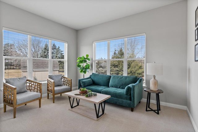 W214N4987 Casey COURT, Menomonee Falls, WI 53051
