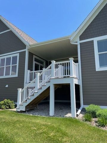 W214N4987 Casey COURT, Menomonee Falls, WI 53051