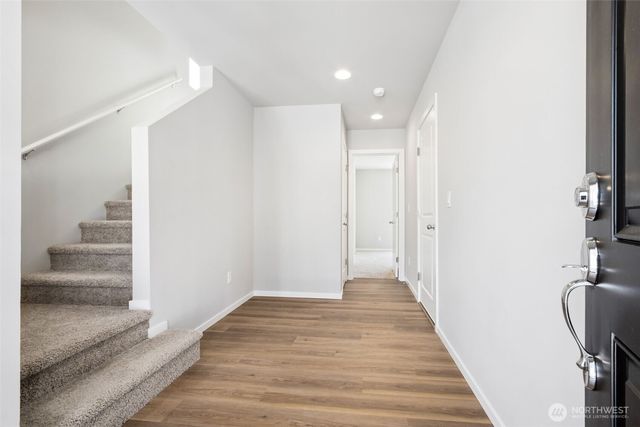 18518 SE 271st Place Place, Covington, WA 98042