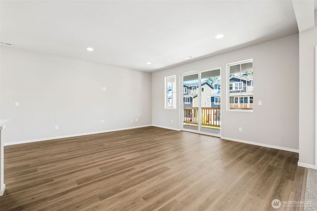 18518 SE 271st Place Place, Covington, WA 98042