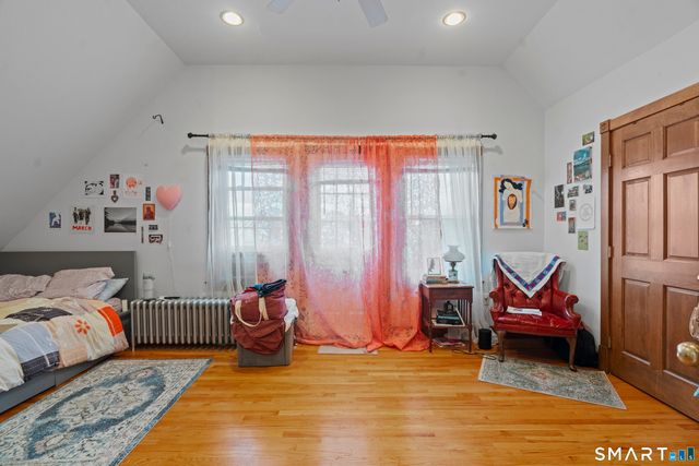 136 Edwards Street 3rd fl, New Haven, CT 06511