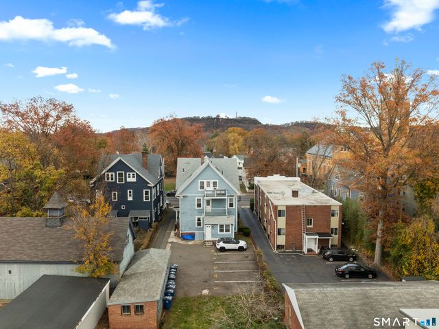 136 Edwards Street 3rd fl, New Haven, CT 06511