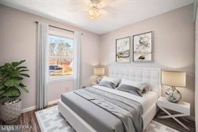 12 6th Street, Barnegat, NJ 08005