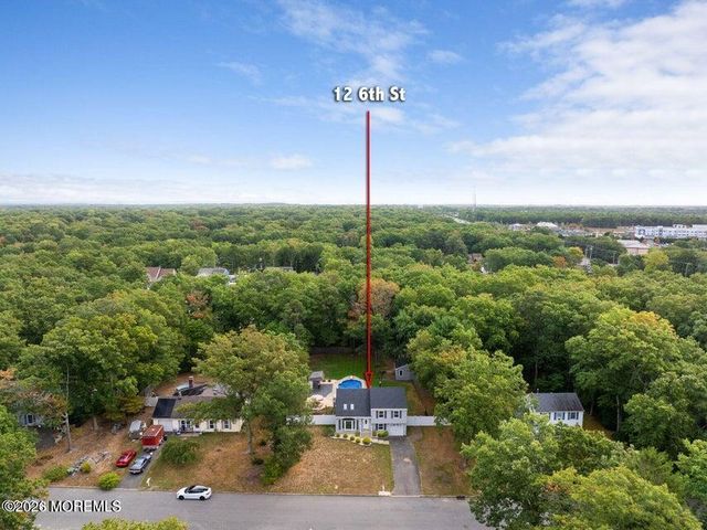 12 6th Street, Barnegat, NJ 08005