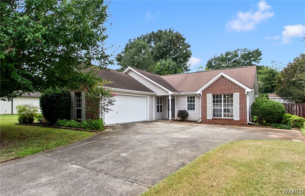 1714 Bradford, Bessemer, AL 35022