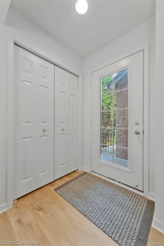 55441 Boardwalk Drive, Shelby Charter Township, MI 48316