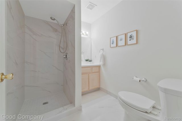55441 Boardwalk Drive, Shelby Charter Township, MI 48316