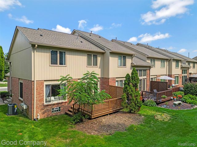 55441 Boardwalk Drive, Shelby Charter Township, MI 48316