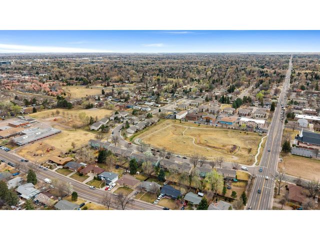 2052 Glenmoor Dr, Fort Collins, CO 80521