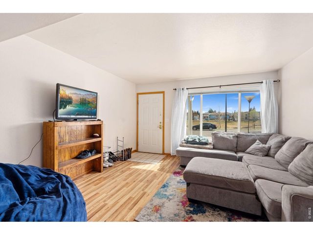 2052 Glenmoor Dr, Fort Collins, CO 80521