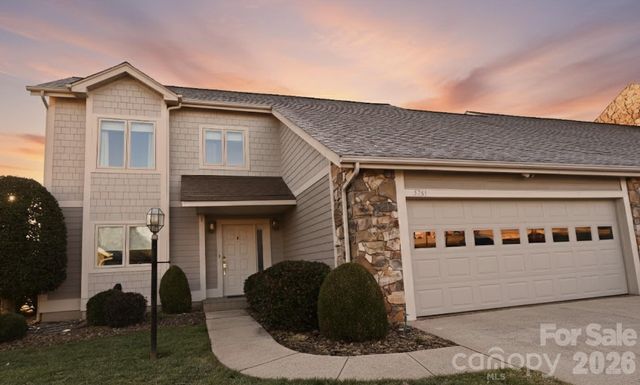 3761 Rock Bridge Drive NE, Conover, NC 28613